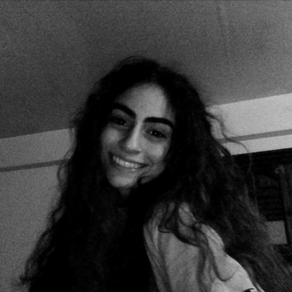just a soon to be college student:))